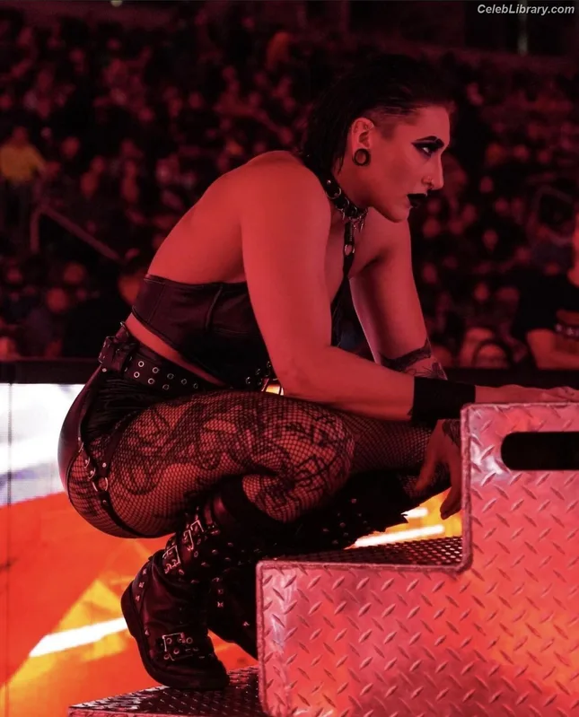 Rhea Ripley photo 4 of 908