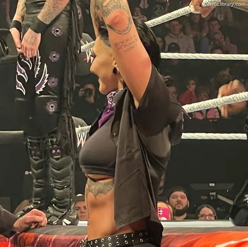 Rhea Ripley photo 8 of 908