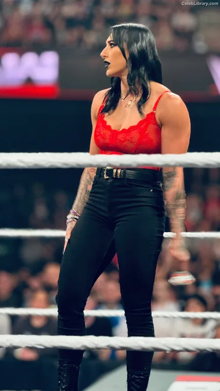 Rhea Ripley photo 22 of 908