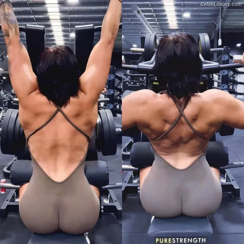 Rhea Ripley photo 5 of 908
