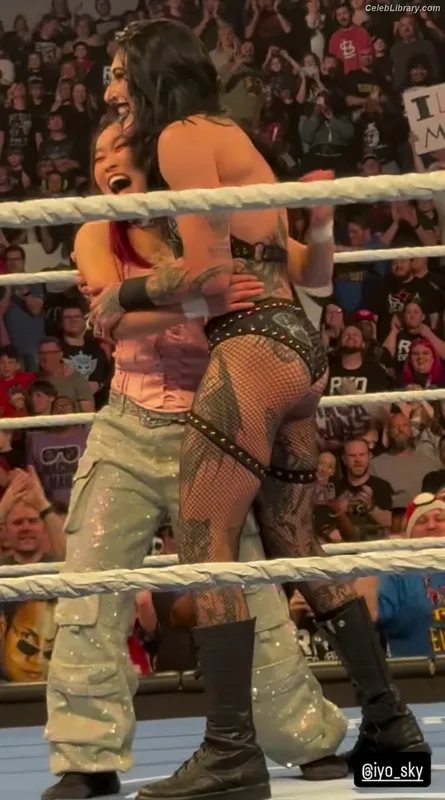 Rhea Ripley photo 4 of 908