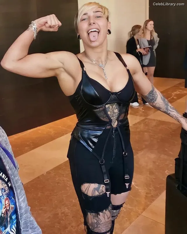 Rhea Ripley photo 9 of 908