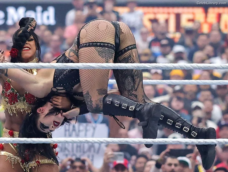 Rhea Ripley photo 24 of 908