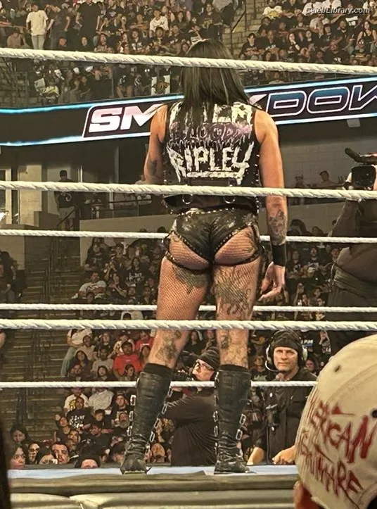 Rhea Ripley photo 9 of 908