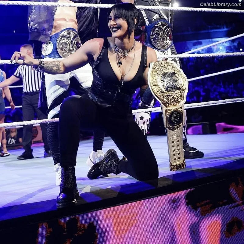 Rhea Ripley photo 2 of 908