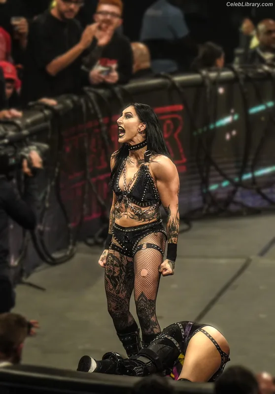 Rhea Ripley photo 13 of 908