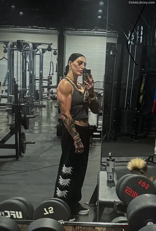 Rhea Ripley photo 14 of 908