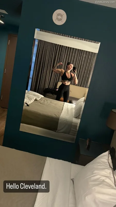 Rhea Ripley photo 2 of 908