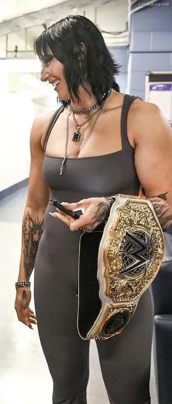 Rhea Ripley photo 17 of 908