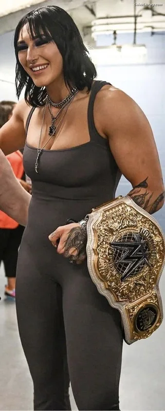 Rhea Ripley photo 21 of 908