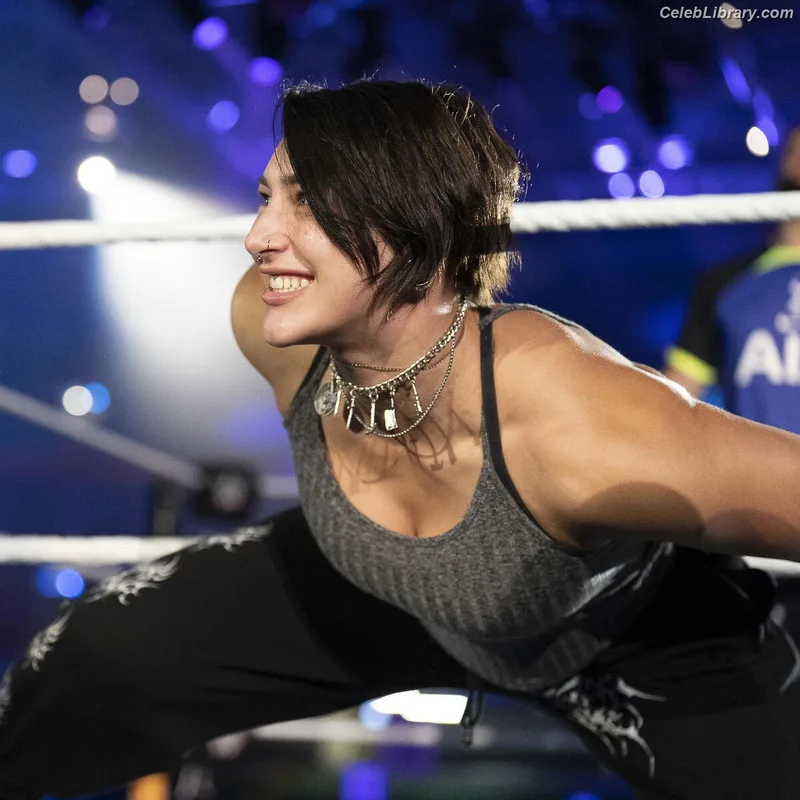 Rhea Ripley photo 7 of 908