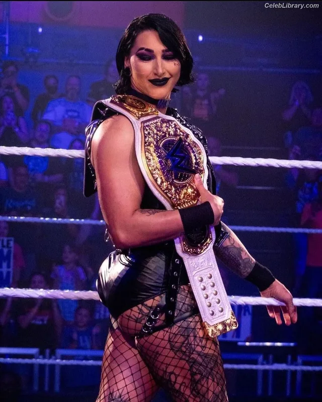 Rhea Ripley photo 20 of 908