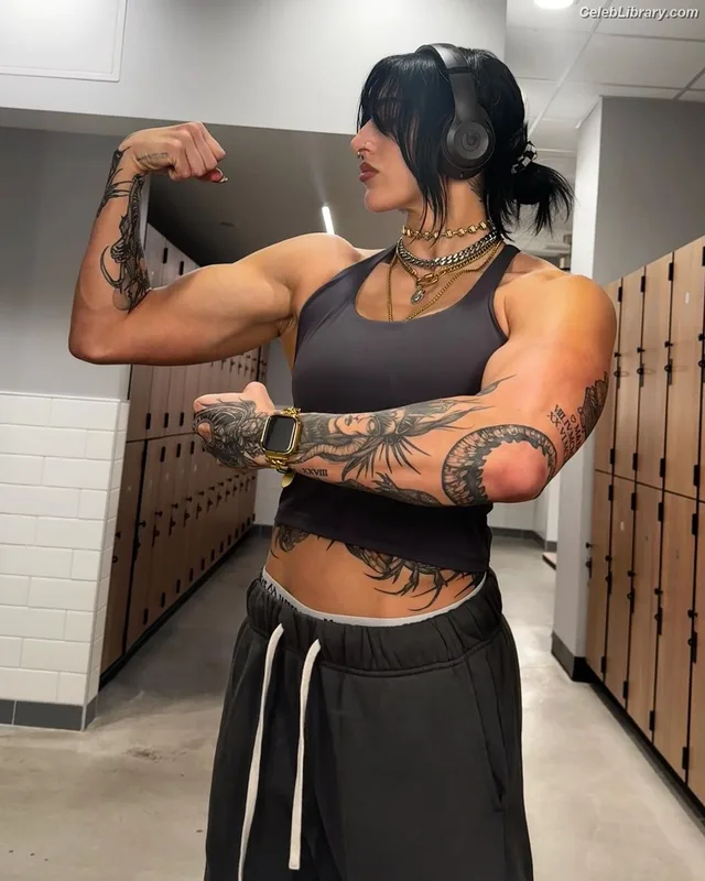 Rhea Ripley photo 1 of 908