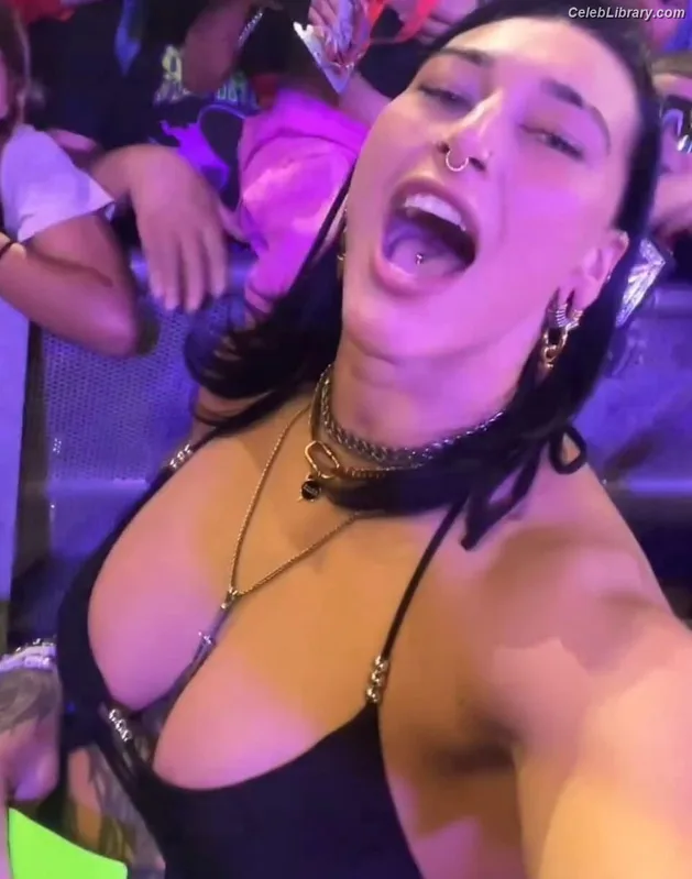 Rhea Ripley photo 24 of 908