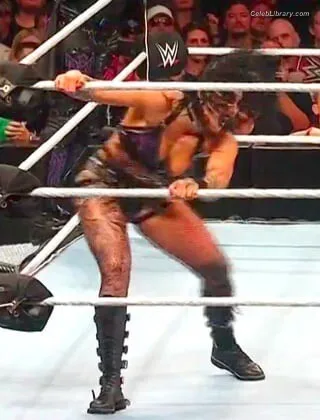 Rhea Ripley photo 2 of 908