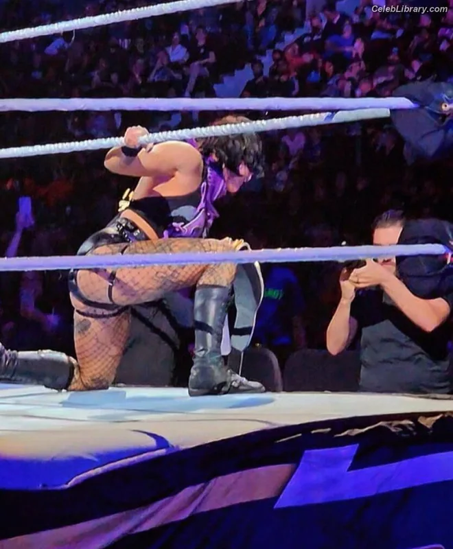 Rhea Ripley photo 18 of 908