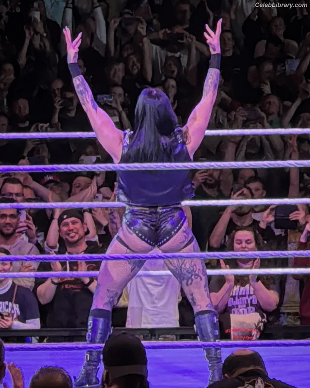 Rhea Ripley photo 14 of 908