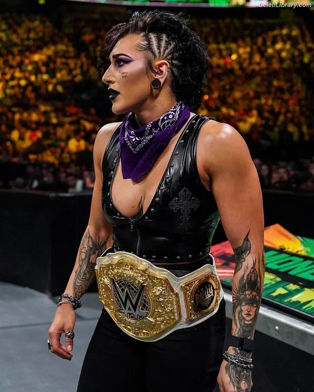 Rhea Ripley photo 9 of 908