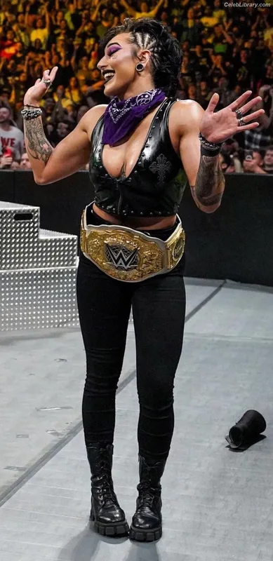 Rhea Ripley photo 15 of 908