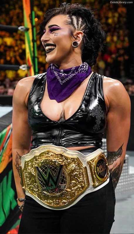 Rhea Ripley photo 17 of 908