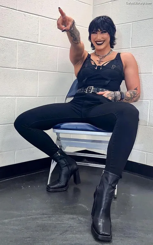 Rhea Ripley photo 23 of 908