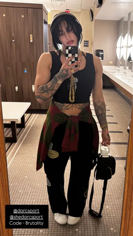 Rhea Ripley photo 4 of 908