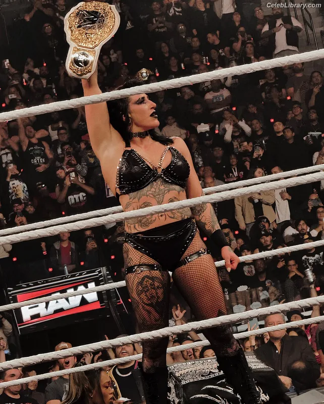Rhea Ripley photo 6 of 908