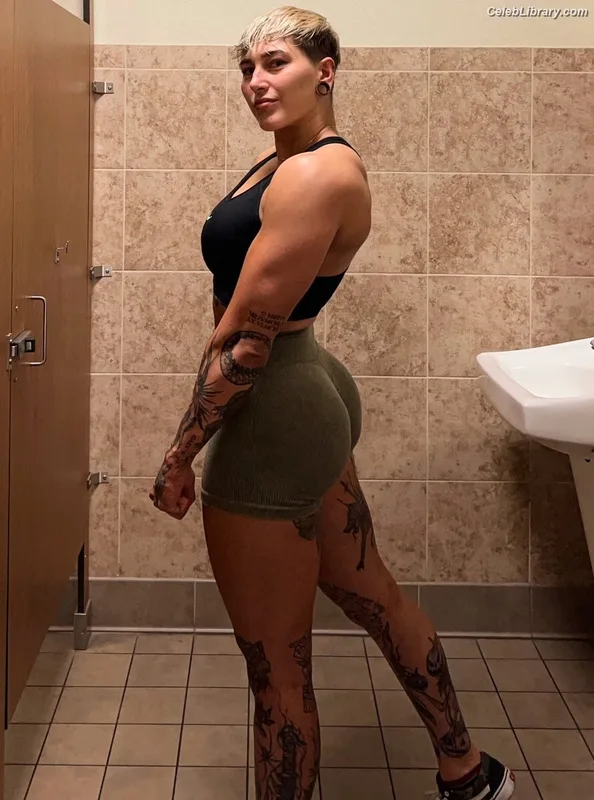 Rhea Ripley photo 24 of 908