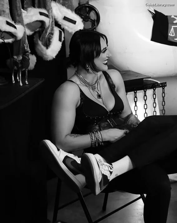 Rhea Ripley photo 14 of 908