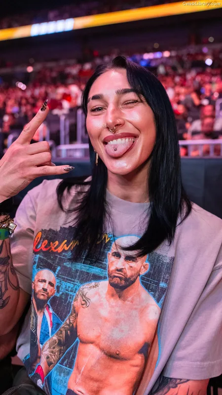 Rhea Ripley photo 24 of 908