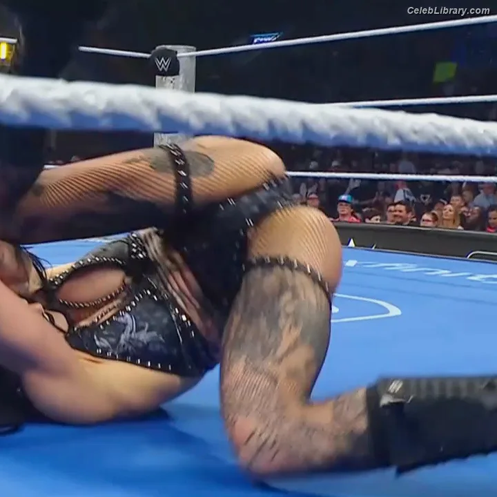Rhea Ripley photo 20 of 908