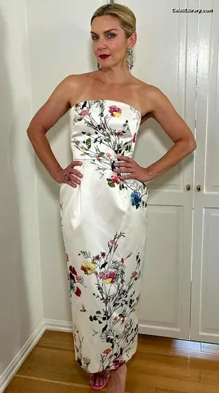 Rhea Seehorn photo 4 of 402