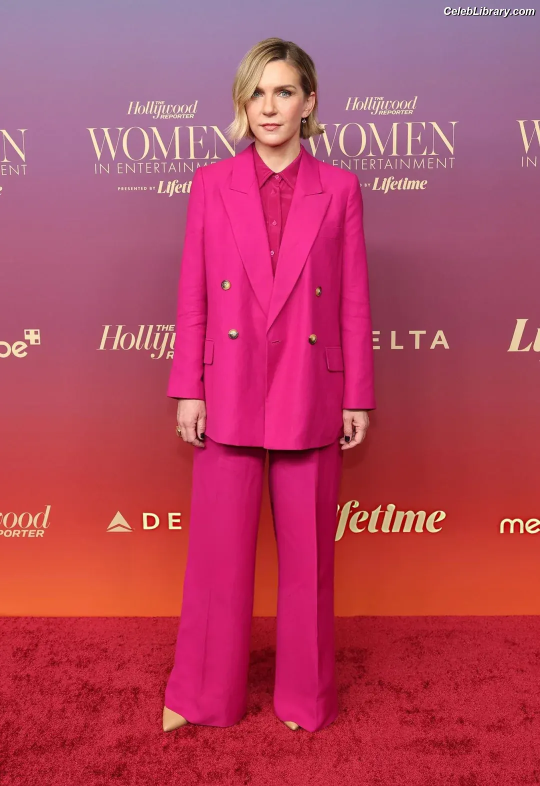 Rhea Seehorn photo 22 of 402