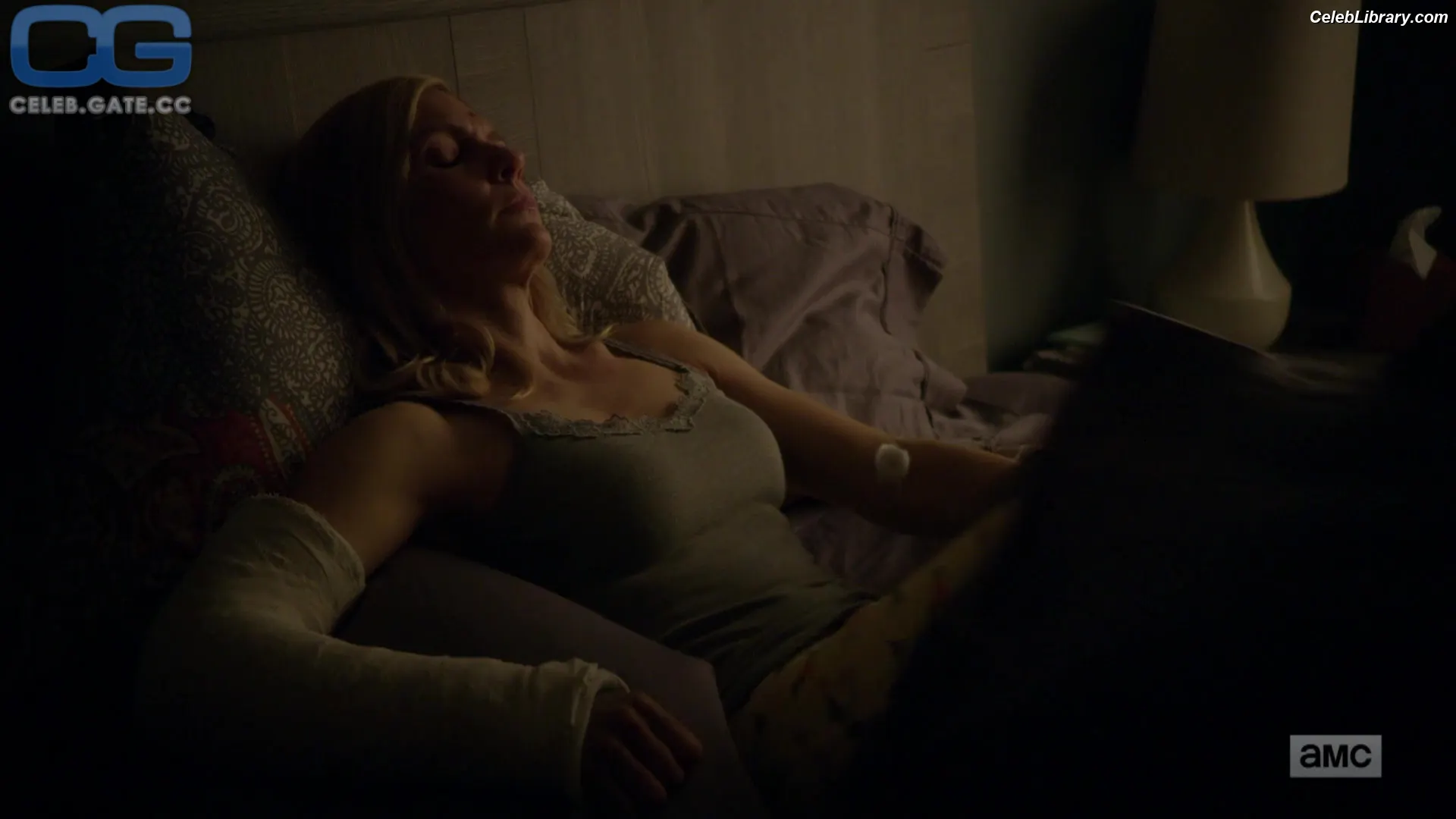Rhea Seehorn photo 1 of 402