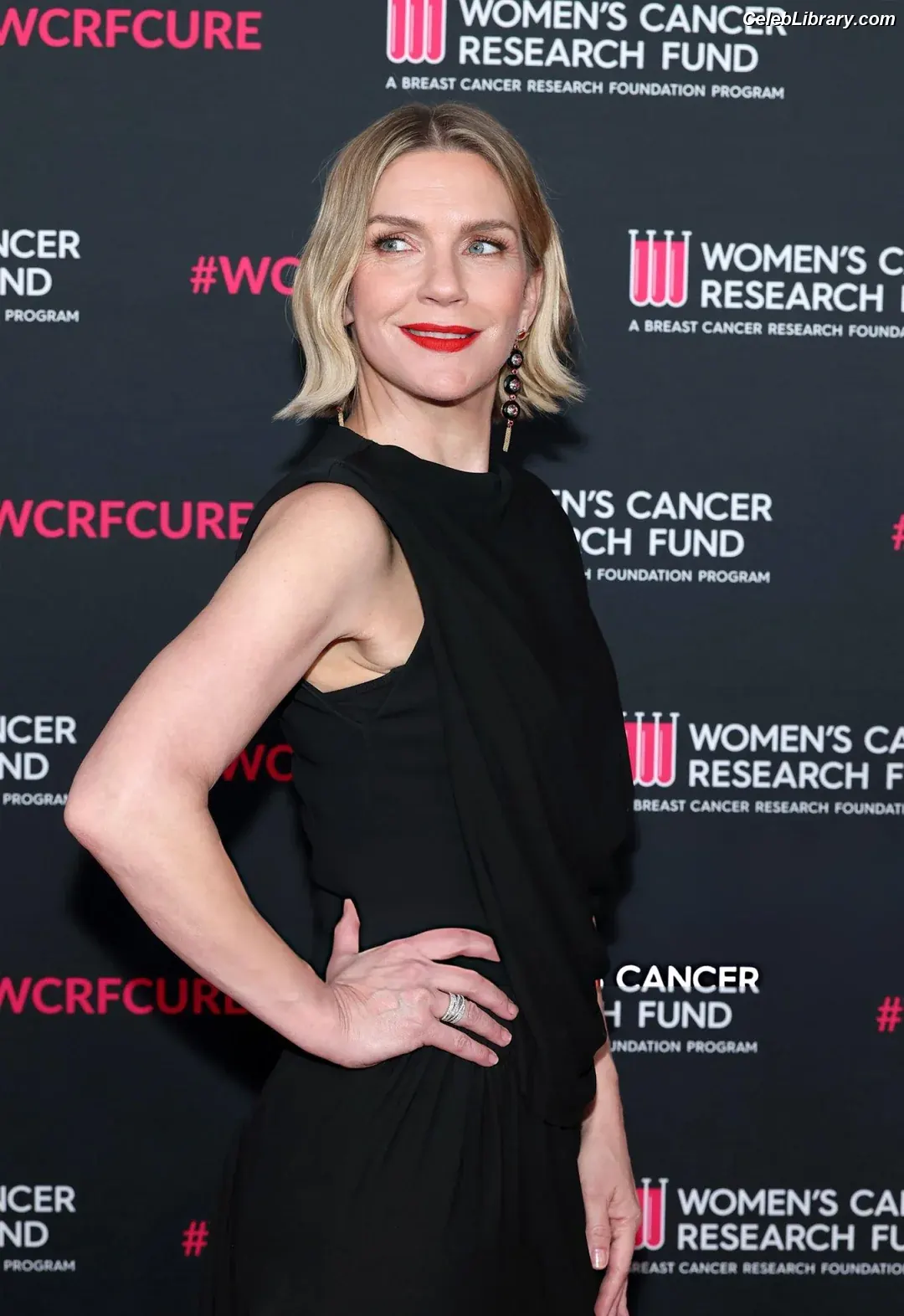 Rhea Seehorn photo 18 of 402