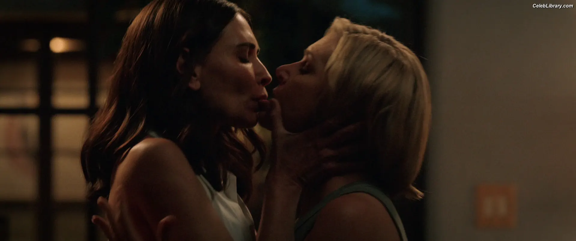 Rhea Seehorn photo 8 of 402