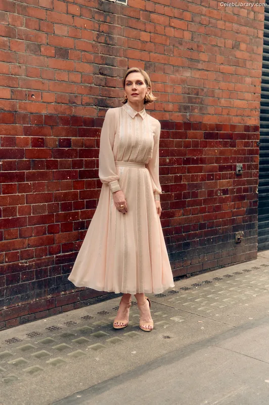 Rhea Seehorn photo 18 of 403
