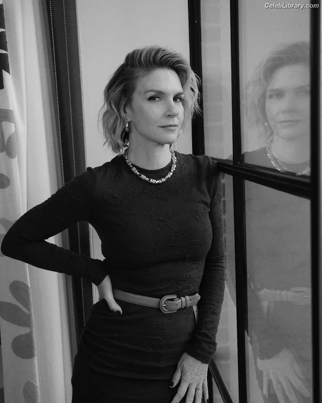 Rhea Seehorn photo 6 of 403