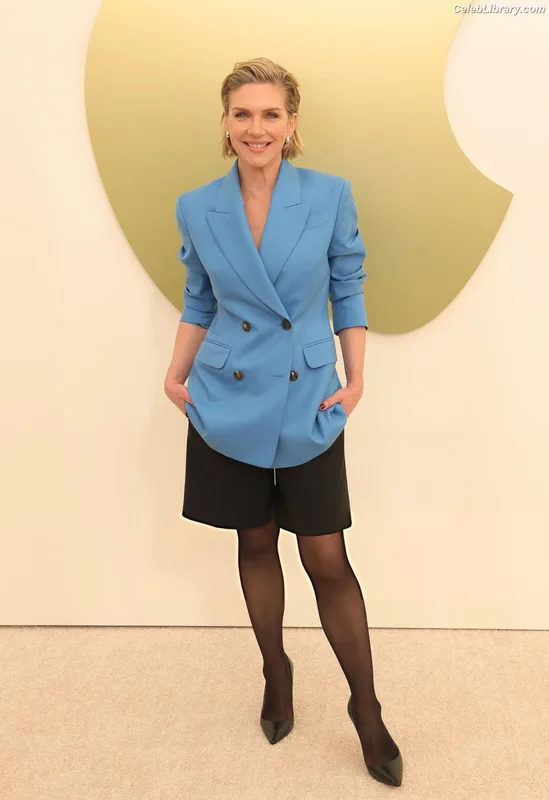 Rhea Seehorn photo 4 of 403
