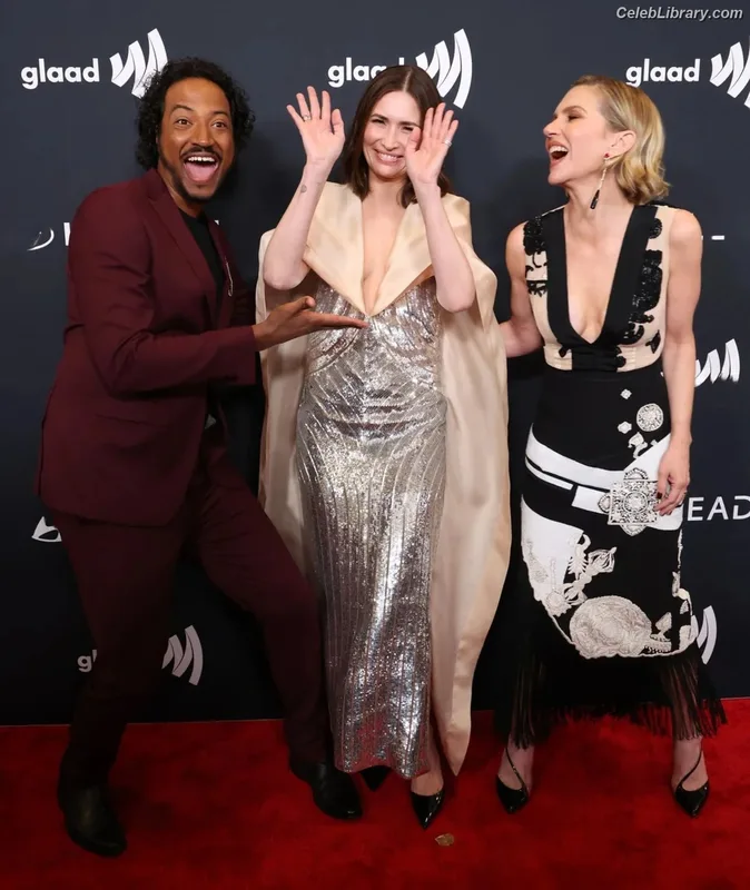 Rhea Seehorn photo 24 of 403