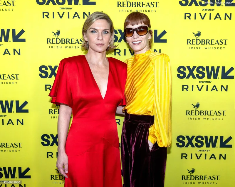 Rhea Seehorn photo 9 of 403