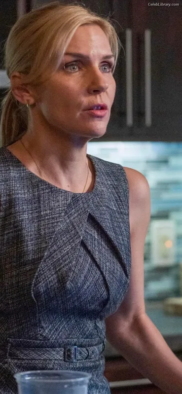 Rhea Seehorn photo 11 of 403