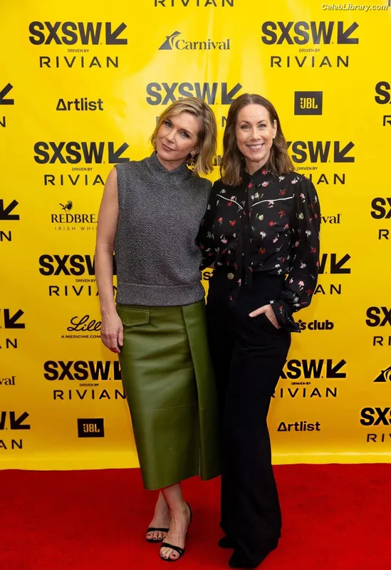 Rhea Seehorn photo 24 of 403