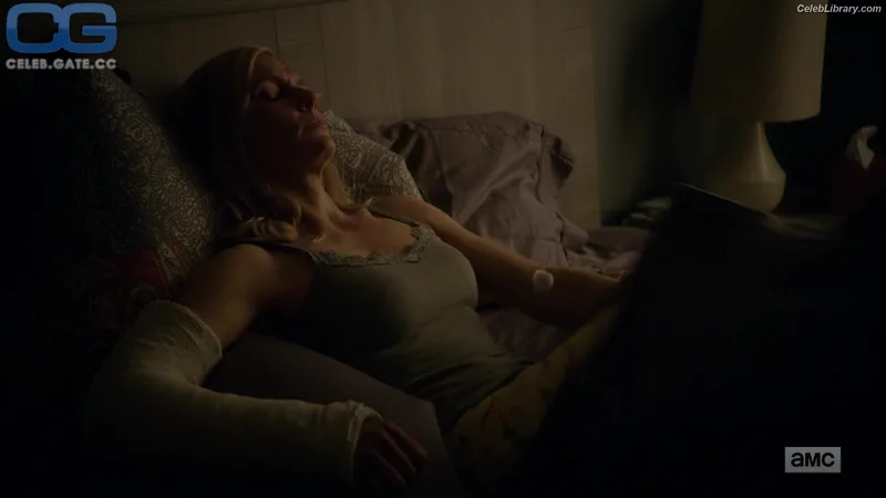 Rhea Seehorn photo 1 of 403
