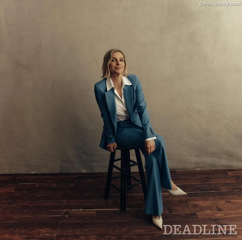 Rhea Seehorn photo 10 of 403