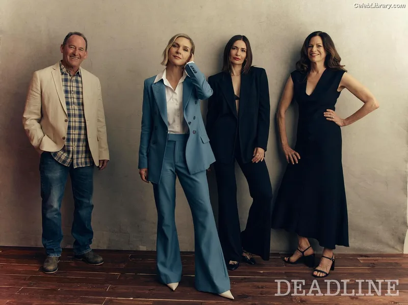 Rhea Seehorn photo 11 of 403
