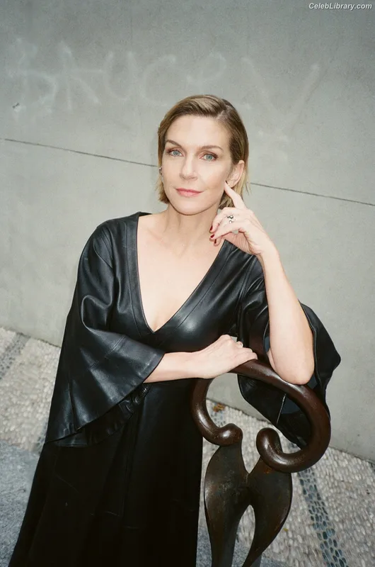 Rhea Seehorn photo 24 of 403