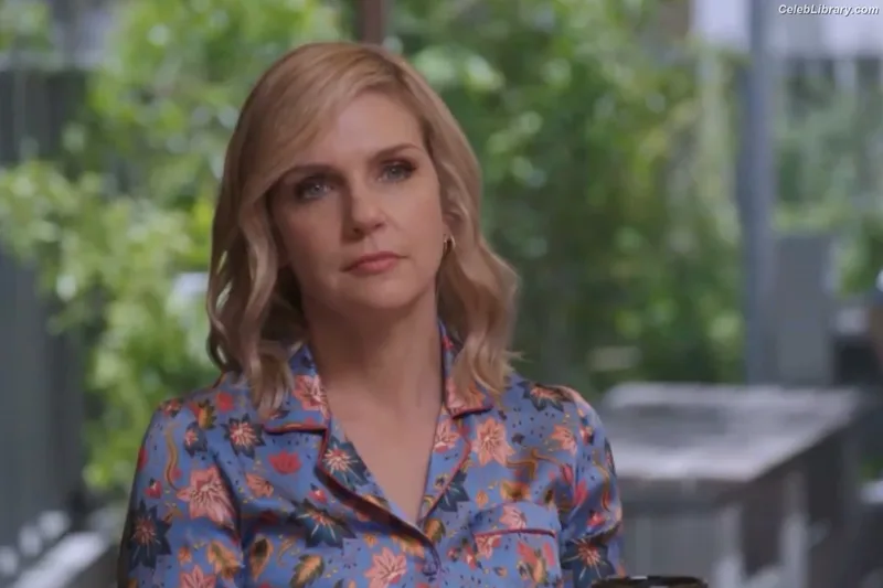 Rhea Seehorn photo 7 of 403