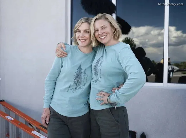 Rhea Seehorn photo 9 of 403