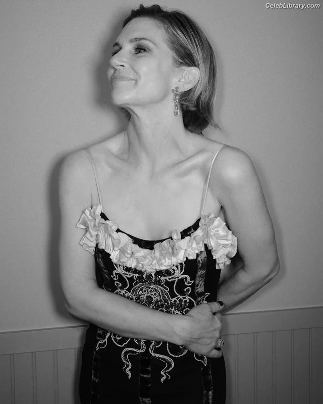 Rhea Seehorn photo 5 of 403
